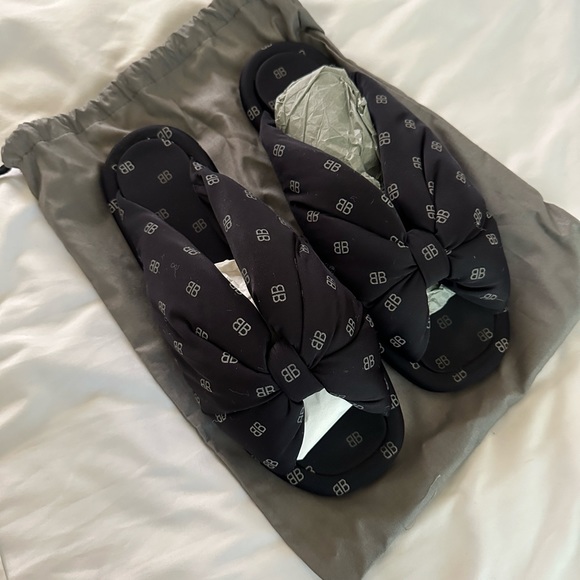 Balenciaga knot sandals. - Picture 2 of 4